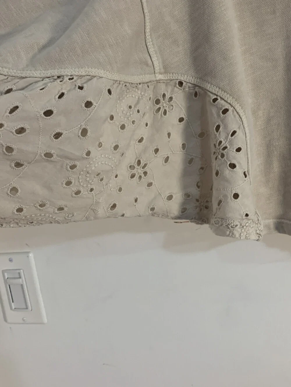 Pilcro Anthropologie Crop Batwing  Eyelet Lace Sweatshirt Size XXS